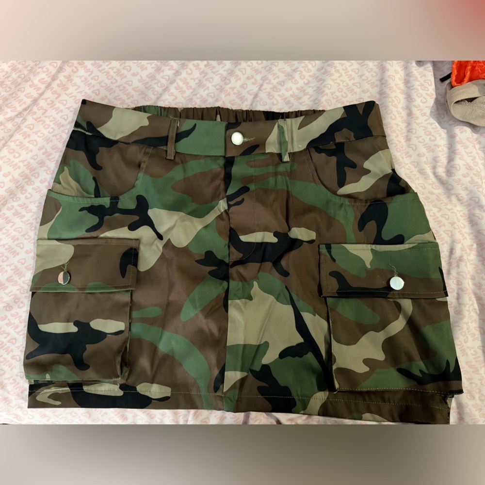 SHEIN Green Brown Camo Mini Skirt